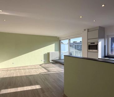 Appartement met één slaapkamer, terras en autostaanplaats in Sint-N... - Foto 2