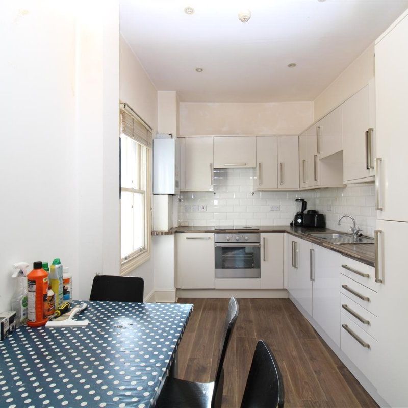 Western Road - Photo 1