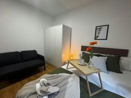 Calle Avellana, Madrid, Community of Madrid 28027 - Foto 2