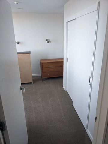 Chic 2BR Townhouse in Mount Eden - Photo 5