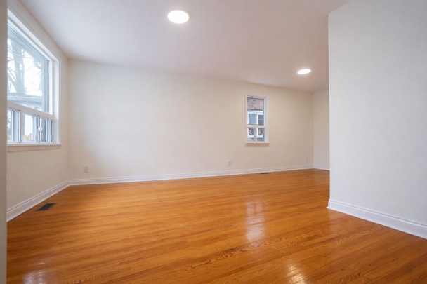 For Lease - 5 Twentieth Street Unit# A, Toronto, Ontario - Photo 1