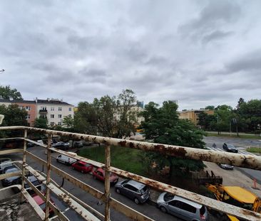 Warszawa, Praga-Południe, Aleja Jerzego Waszyngtona - Photo 2