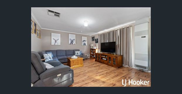 Charming Family Home - Photo 1