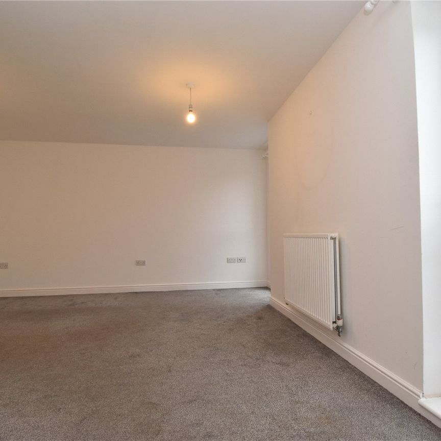 Compair Crescent, Ipswich, Suffolk, IP2 0EH - Photo 1