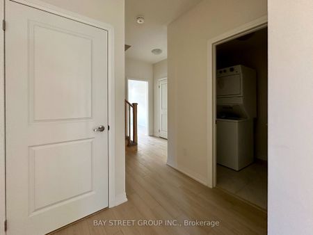 For Lease - 10 Sissons Way, Markham, Ontario - Photo 3