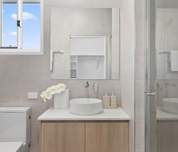 Luxury Townhome Living in Alderley - Photo 6