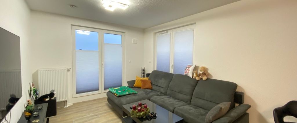 Traumhafte 3-Zi Whg. mit großer Dachterrasse zu vermieten! - Photo 1