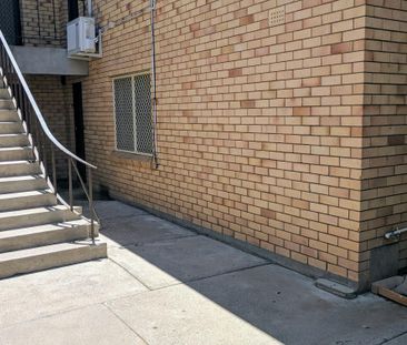 TIDY UNIT IN SOUTH TAMWORTH - Photo 5