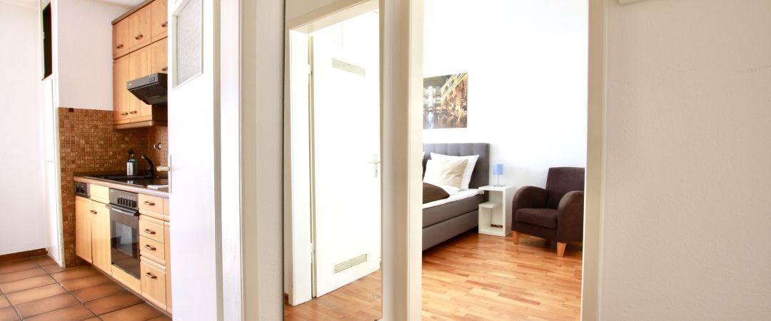 Gemütlich möblierte Wohnung mit Balkon am Zülpicher Platz - Photo 1