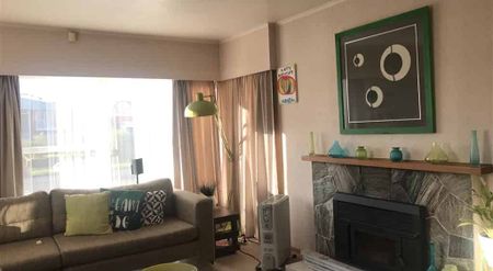 Enticing Family Home - Photo 5