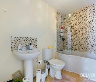 End of terrace house to rent on - Photo 4