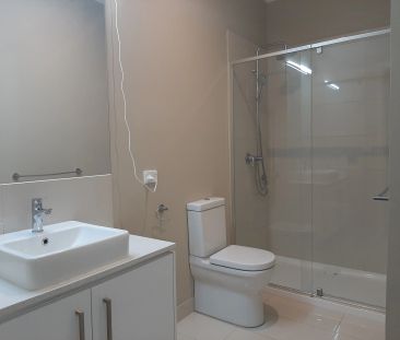 Two Bedroom Townhouse - Photo 6