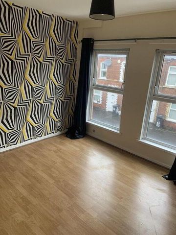 17 Chobham Street, Belfast, BT5 5BL - Photo 4