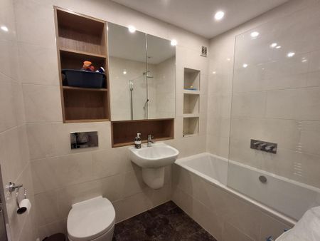 1 bedroom apartment to rent - Photo 2
