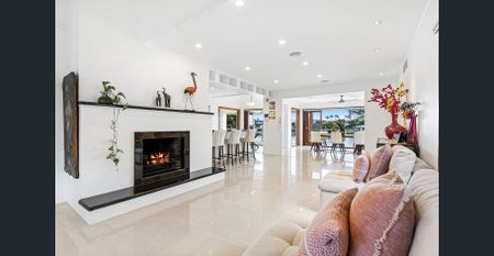 Prestigious Main River Residence with Exceptional Entertaining & Work-from-Home Versatility - Photo 2