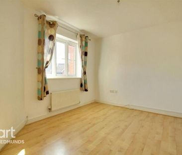 3 bedroom terraced house to rent - Photo 3