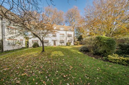 2 bedroom apartment to rent Dainton Close, Upper Park Road, Bromley, BR1 - Photo 3