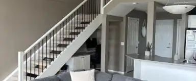 Fully Furnished 1 Bedroom Loft (2 bath) Utilities Included | Calgary - Photo 1