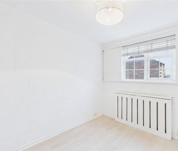 3 Bedroom End Of Terrace - Photo 4