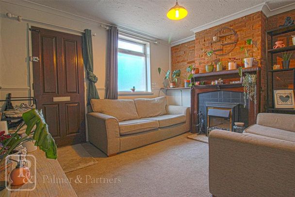 2 bedroom terraced house to rent - Photo 1