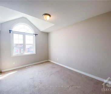 For Lease - 894 Fameflower Street, Barrhaven, Ontario - Photo 2
