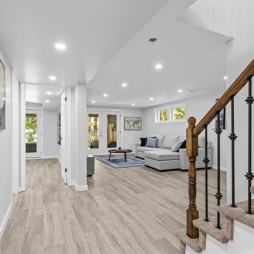 For Lease - 52 Stonecroft Terrace, Kanata, Ontario - Photo 1