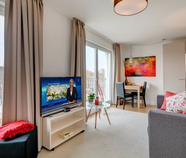 Modern 1-room apartment near U2 Harthof - Photo 1