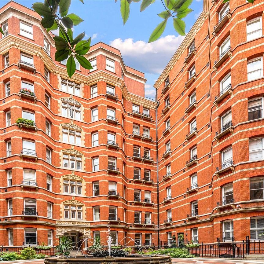 Artillery Mansions, Victoria Street, St. James's Park, London, SW1H 0HZ - Photo 1