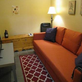 2-bedroom basement in Bloordale - Photo 4