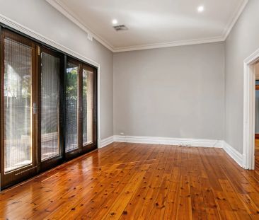 67 Castle Street, Parkside. - Photo 2