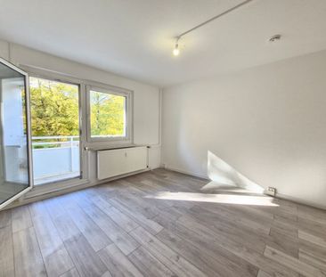 Wir renovieren Deine neue 2-Zimmer-Wohnung! + 1.000 € Möbelgutschei... - Photo 1