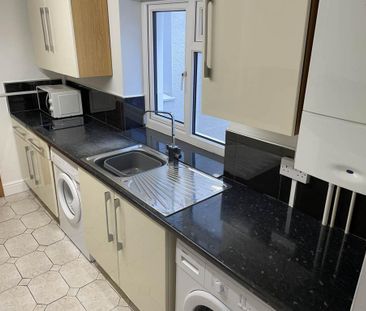 4 bedroom house to rent - Photo 6