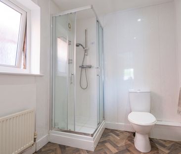 2 Bed Flat, Priory Court, B5 - Photo 5