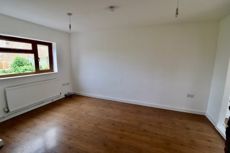 Dewsgreen, Basildon - Photo 4