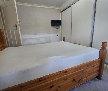 3 bedroom house to rent - Photo 1