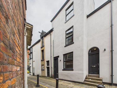 2 bedroom townhouse to rent - Photo 2