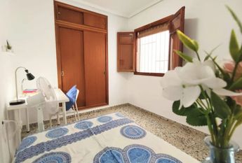 Carrer Miguel Hernández, Paterna, Valencian Community 46980