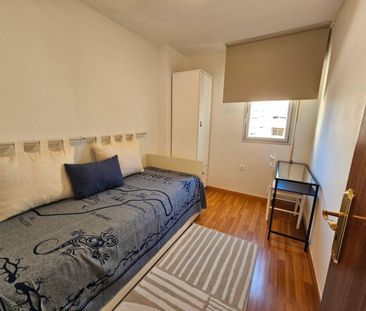 Piso de alquiler en Calle Calle Heliodoro Rodríguez López, 26, La S... - Photo 4