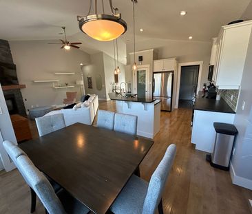 Furnished 4 bed/2 bath home in Rose Valley w/ Optional In-Law Suite - Photo 2