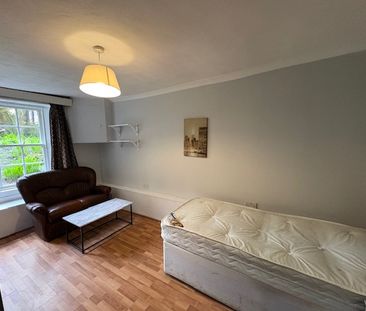 Room in a Shared Flat, Gray Street, G3 - Photo 3