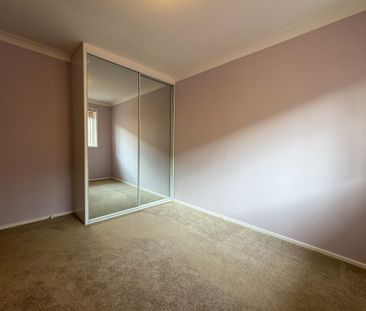 Refreshed family home in prime South Penrith location - Photo 2