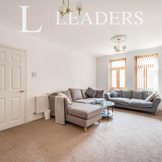 3 bedroom terraced house to rent - Photo 1