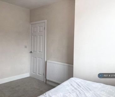 1 bedroom in a house share to rent - Photo 6