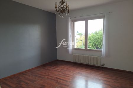Location Appartement 3 pièces 77m² DRAGUIGNAN 83300 - Photo 4