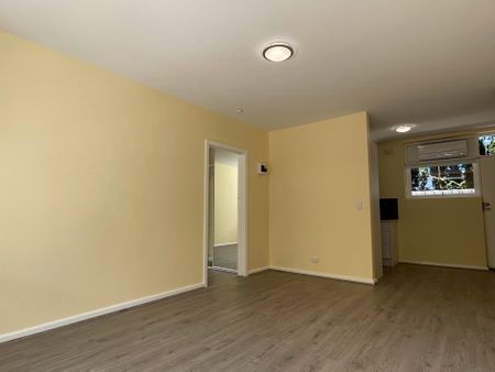 Renovated Ground Floor North-facing Stunner - Photo 5