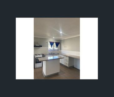 Neat & Tidy 2 bedroom In Convenient Location - Photo 1