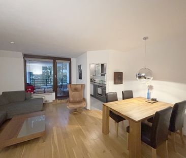 Modern möblierte Maisonette-Wohnung mit Balkon in Sülz mit optimale... - Foto 1
