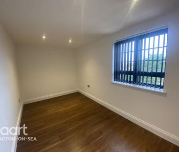 3 bedroom penthouse to rent - Photo 2