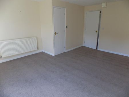 2 bedroom semi-detached house to rent - Photo 4