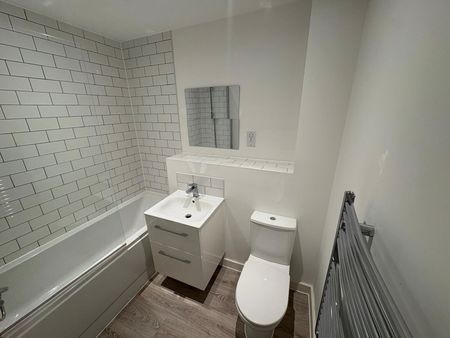 ERASMUSDRIVE, DERBY - Photo 2